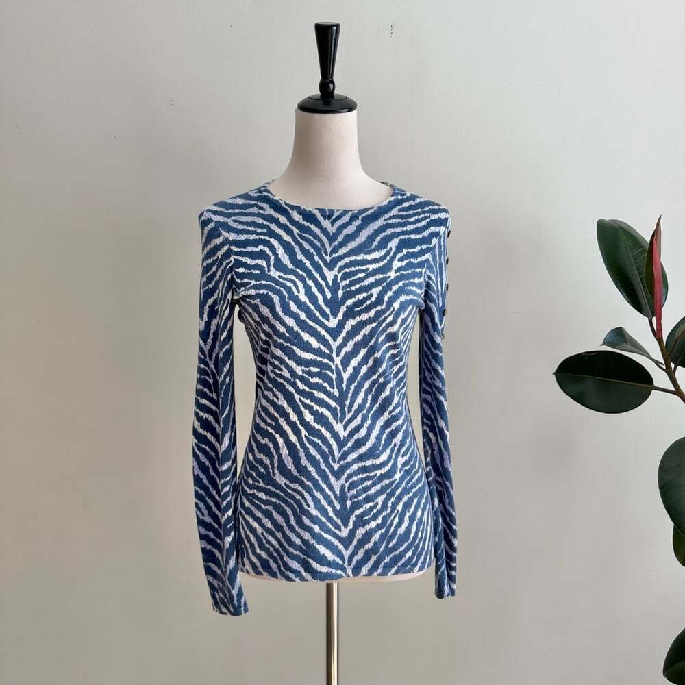 J.McLaughlin Zebra Print Cotton Blend Top Button Detail XS